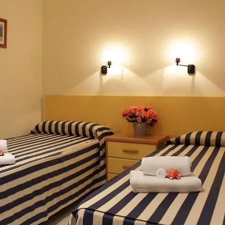 Apartaments Tamariu Apart-hotel *